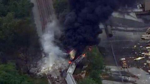 El ferrocarril se descarriló, aproximadamente, a las 2:00 p.m. en White Marsh, a unos 16 kilómetros (10 millas) al noreste de Baltimore.