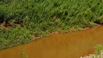 Las autoridades retomaron las operaciones de búsqueda y rescate de las víctimas.