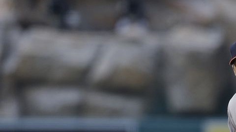 Erik Bedard lanzó siete entradas en las que apenas admitió una carrera.