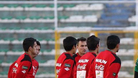 Bolivia va por todo a Venezuela.