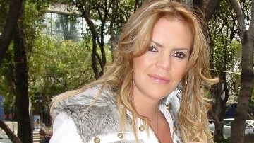 Aline Hernández tiene dos costillas fisuradas.