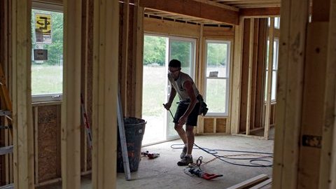 El dinero para la compra de la propiedad no tendrá que ser reembolsado si el o los dueños residen en la vivienda durante cinco años consecutivos.