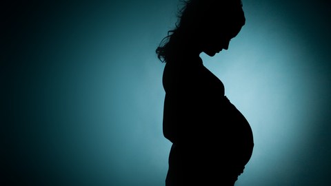 Previo al embarazo la pareja debe eliminar malos hábitos.