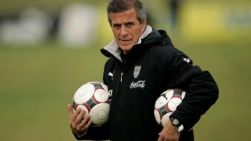 El entrenador de Uruguay Oscar Washington Tabárez espera volver a clasificar a su selección nacional a un nuevo campeonato mundial.