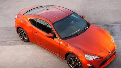 Scion FR-S 004 es una opición deportiva a precios accesibles.