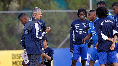 Propositivo y agresivo, son las características que tendrá que poner en práctica Ecuador si busca ganarle a la selección argentina este martes, como parte de las eliminatorias Brasil 2014.