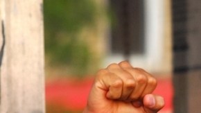 Carlos Menchaca, activista comunitario.