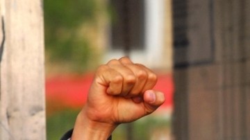 Carlos Menchaca, activista comunitario.