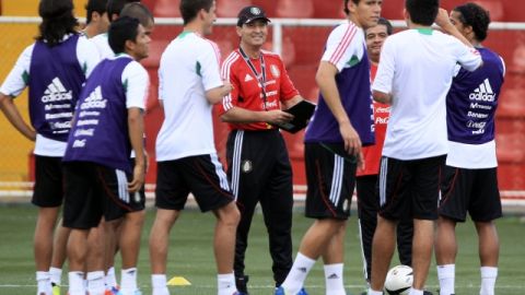 José Manuel de la Torre y su grupo saldran mañana a buscar el ansiado repunte en el Hexagonal Final.