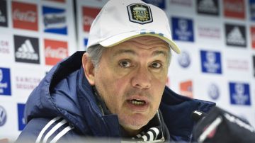 Alejandro Sabella, entrenador de la selección argentina que lidera las eliminatorias sudamericanas,  participa en una rueda de prensa.