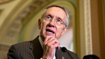 El senador Harry Reid dijo que serían tres semanas de debate antes de que se lleve a un votación la medida.