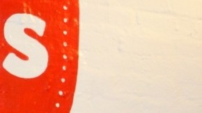 La exMiss Universo Zuleyka Rivera estuvo ayer en Manhattan junto su bebé Sebastián, de un año.