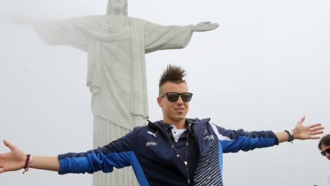 Stephan El Shaarawy y el resto de los jugadores de la selección italiana visitaron el Cristo Redentor, en Río de Janeiro