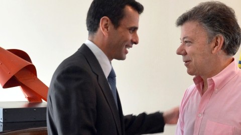 Al parecer, polémica por reunión entre excandidato Capriles y el presidente   Santos aún no se ha resuelto.