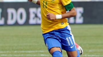 Neymar es la figura descollante de la selección brasileña en esta Copa Confederaciones. Mañana es el partido de apertura entre Brasil y Japón.