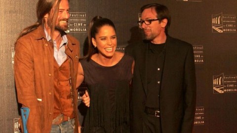 El actor William Miller, la actriz Ana Claudia Talancón y el director Emilio Barrachina trabajaron en la cinta “La venta del paraíso” que se presenta en el Festival Internacional de Cine de Nueva York.
