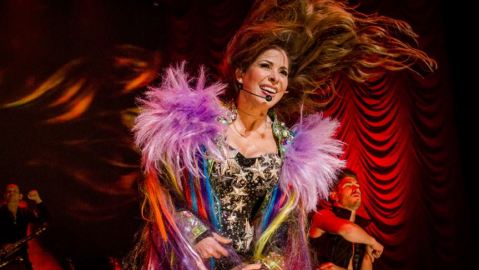 Gloria Trevi también hará un twitcam al finalizar el primer capítulo.