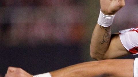 Chileno Isla renueva contrato con Juventus
