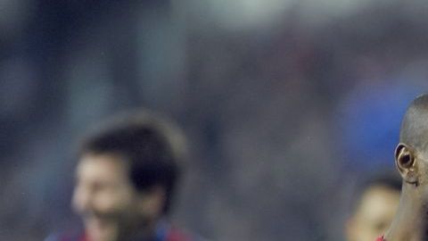 Muy cerca Eric Abidal de firmar con el AS Mónaco