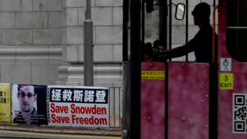 En caso de que EEUU emita una orden de extradición, Edward Snowden puede resistirse a ella en los tribunales de Hong Kong. Ha sido acusado de tres cargos de espionaje y robo de propiedad del  Gobierno.