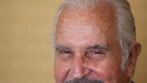 Los documentos revelan  que Fuentes fue seguido en Estados Unidos por agencias del gobierno.