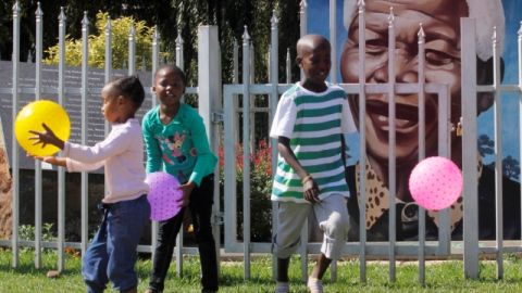 Mandela inspiró a grandes y a chicos.