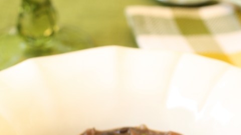 Cocinar saludablemente y comer en casa es fundamental.