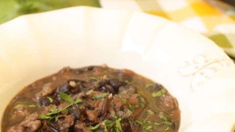 Cocinar saludablemente y comer en casa es fundamental.