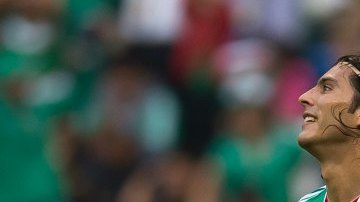 Aldo de Nigris será intervenido quirúrgicamente de la rodilla derecha