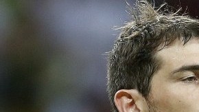 El portero de la selección española Iker Casillas, durante el partido de la semifinal de la Copa Confederaciones ante Italia