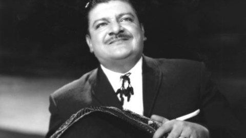 El evento contará con el Mariachi Vargas de Tecalitlán que acompañará la voz del cantante.