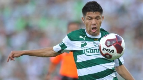 Oribe Peralta, goleador del Santos de Torreón.