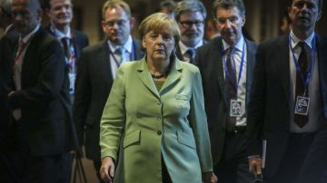 Angela Merkel aseguró que la garantía económica es muy elevada para cumplirla en breve.