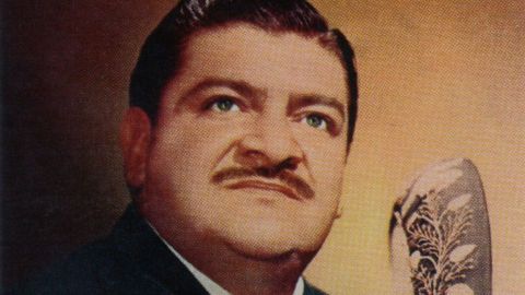 El compositor y cantante mexicano, nativo de Dolores Hildalgo, Guanajuato.