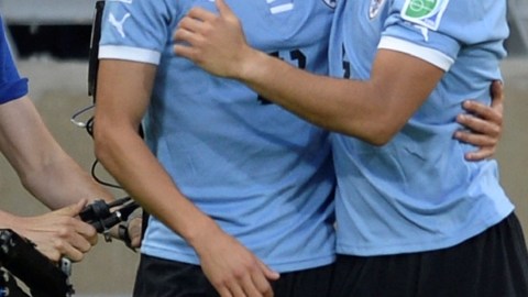 La capacidad goleadora de Edinson Cavani y Luis Suárez es el principal factor de desequilibrio en la propuesta  de Uruguay    hoy ante Italia.