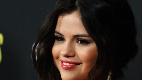 Además de Selena Gomez también invitaron a Antonio Banderas.