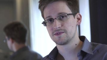 Edward Snowden autor confeso de la filtración de información sobre los programas de vigilancia secretos llevados a cabo por el Gobierno estadounidense.