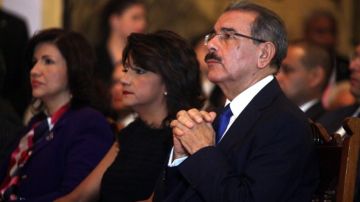 El presidente Medina asistió al funeral de la segundo teniente Zuleika Ponciano Solano, de 25 años de edad, quien formaba parte del equipo de seguridad de una de sus hijas.