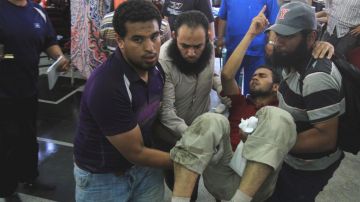 El ministro de Salud, Khaled el-Khatib, indicó que había al menos 322 heridos.
