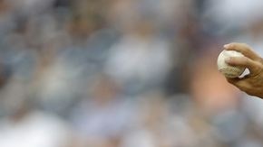 Guthrie, abridor de Kansas, dejó en sólo tres impareables a la ofensiva neoyorquina.