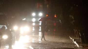 Las autoridades en Puerto Rico alertaron sobre inundaciones, por las fuertes lluvias que carga Chantal.