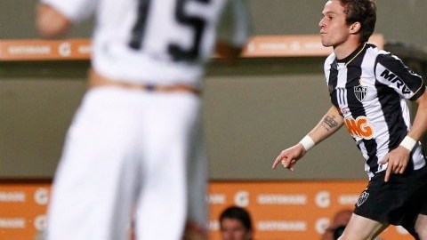 Bernard consiguió el único gol hasta el momento, al minuto 3 de la primera mitad