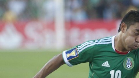 Marco Fabián, delantero de Chivas, es uno de los titulares del Tricolor ante Canadá