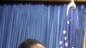 En los papeles que  presentó Cummings (centro),  la  palabra clave "Occupy" estaba en la misma categoría que "Tea Party".