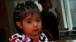 Ana Jacqueline Rojas dice, por su hija, no se detendrá en terminar sus estudios.