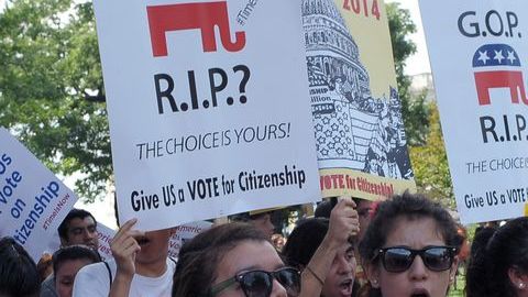 Millones de personas reclaman la reforma migratoria en los Estados Unidos.