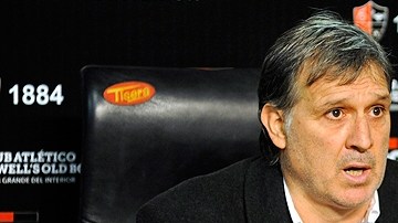 Martino agradeciendo al Barcelona la oportunidad de dirigir a su selección mayor.