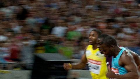 Usain Bolt gana los 100 metros en 9.85, segundo mejor registro del año