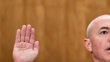 El Presidente Obama nominó a Alejandro Mayorkas, actual director de USCIS,  como subdirector del Departamento de Seguridad Nacional.