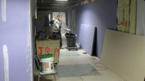 Long Beach Medical Center es el único hospital que permanece cerrado tras el paso del huracán.